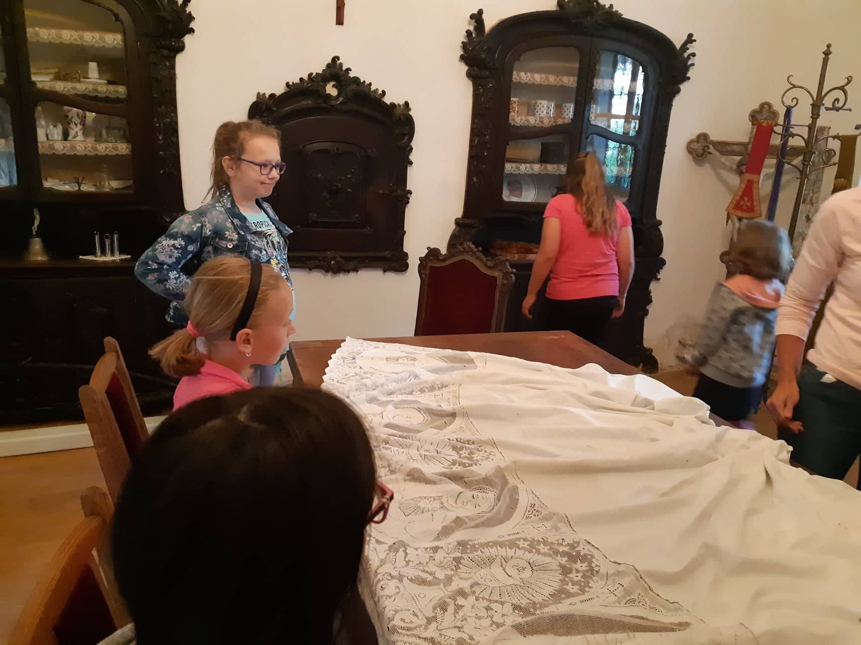 58376390 1221598661336604 2004915309575667712 N