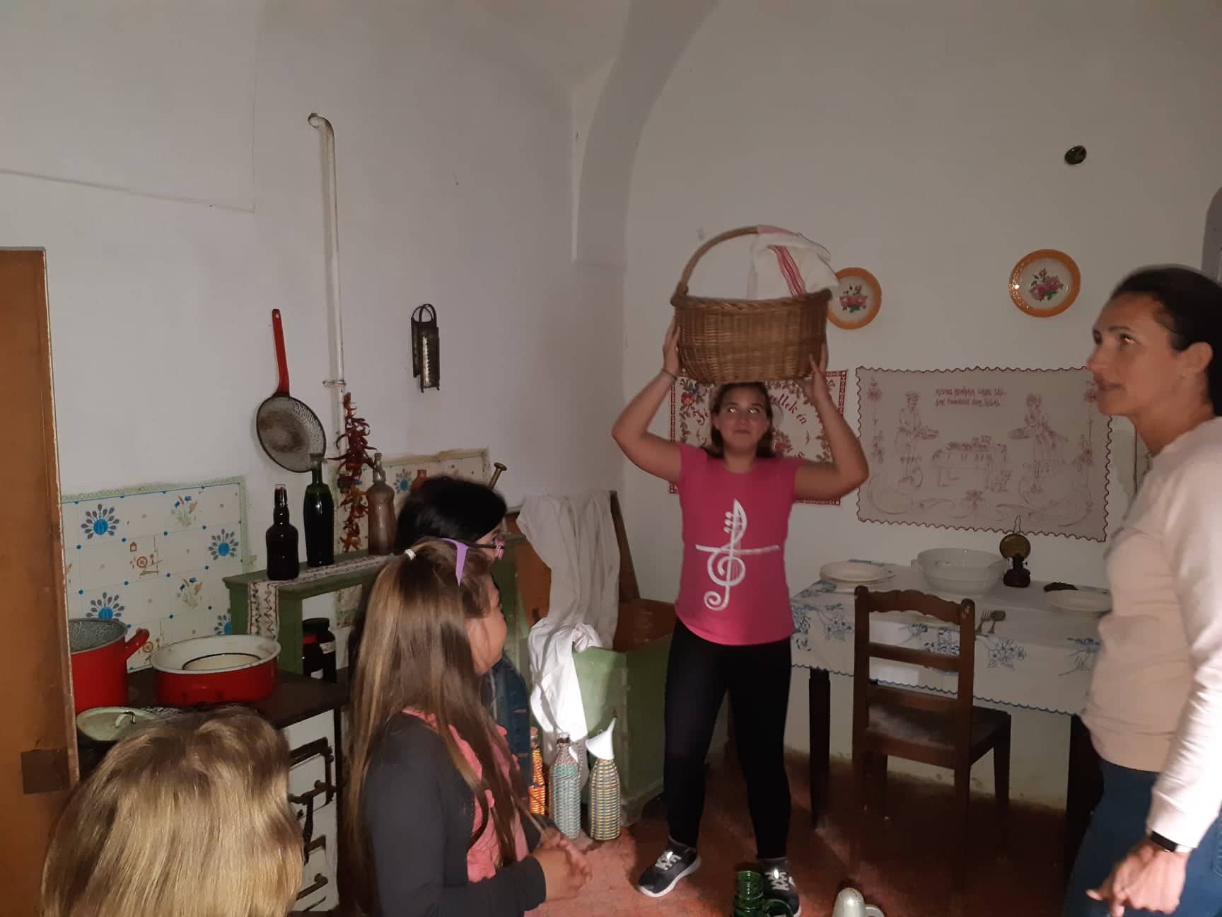 58381556 1235827506595401 5062356279666671616 N