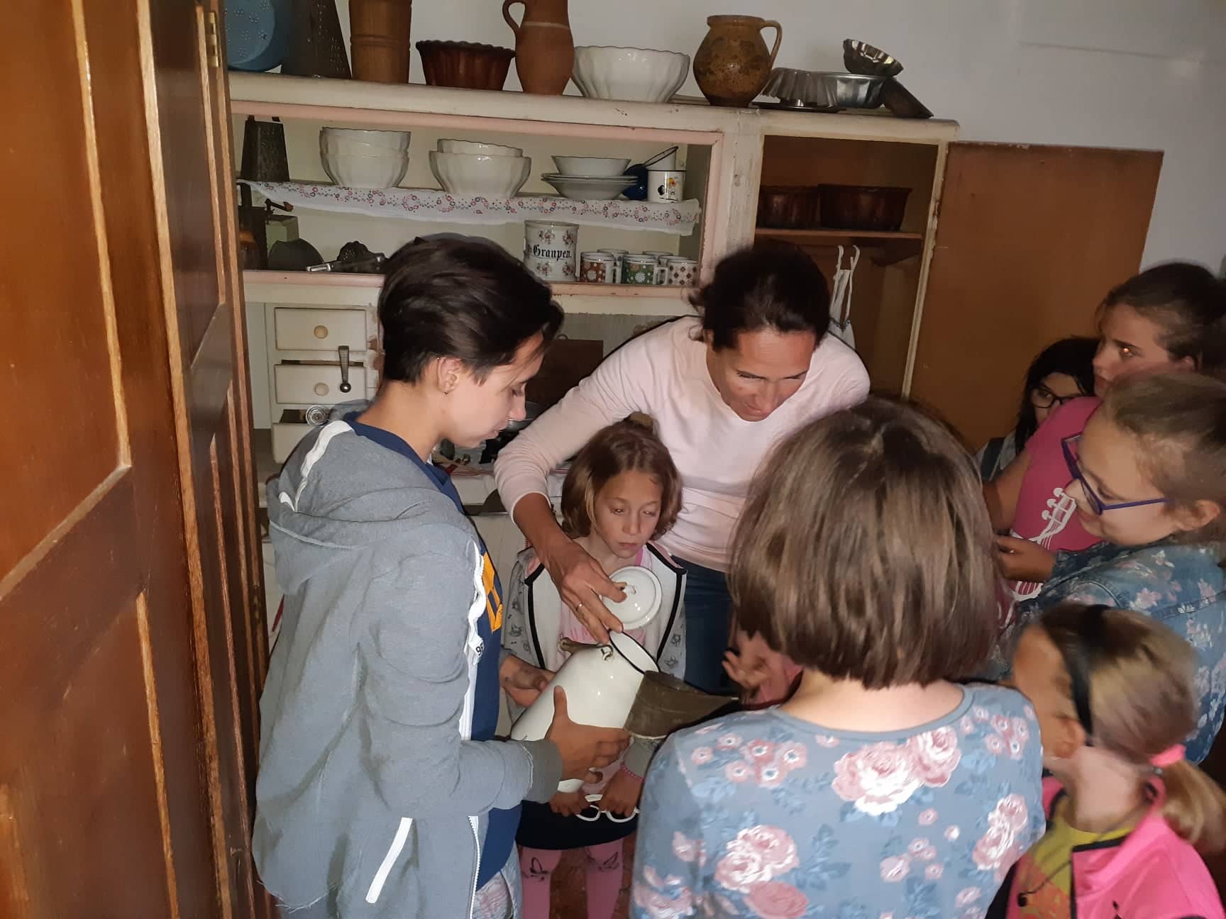 59079119 851420055194049 1932648954357350400 N