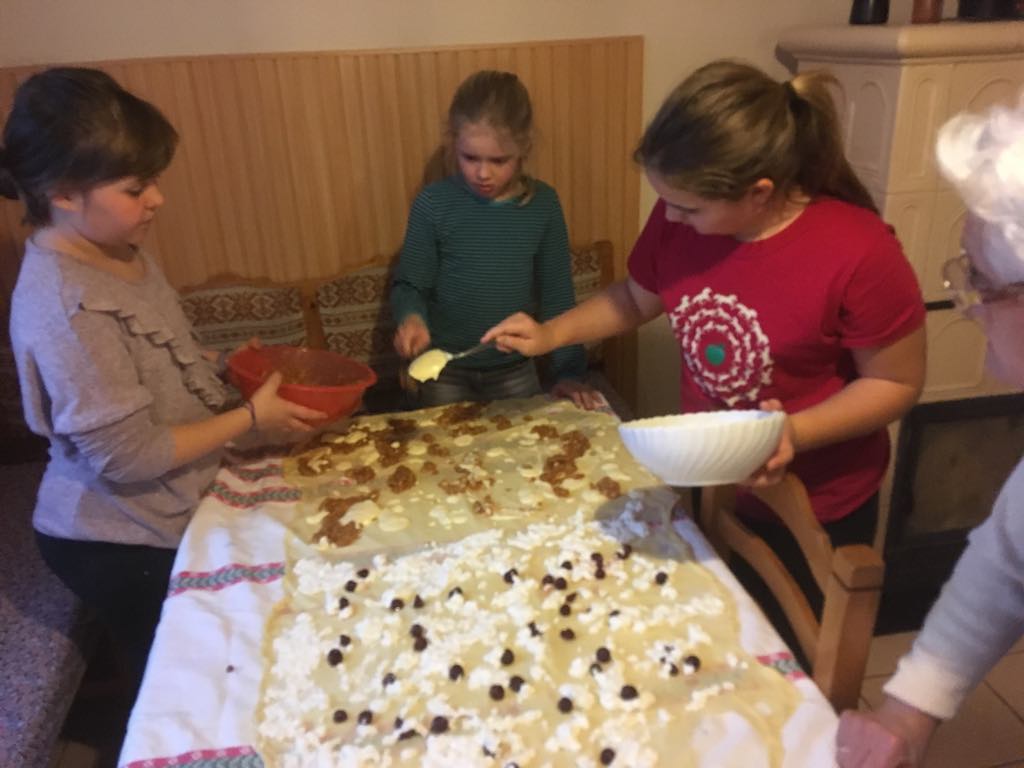 61703185 441001559798304 6689333923396190208 N